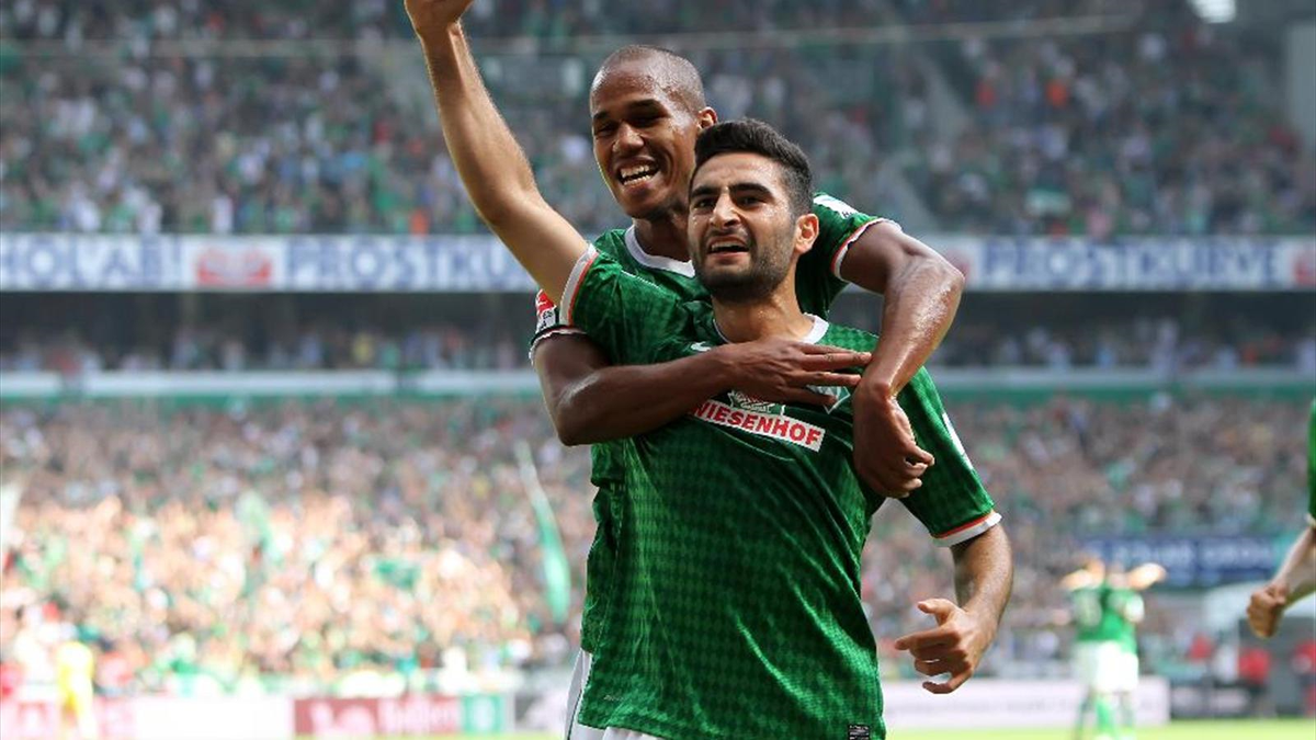 Galatasaray ve Fenerbahçe Mehmet Ekici İçin Karşı Karşıya