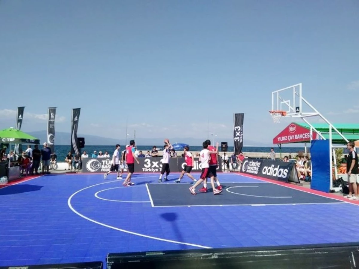 Mudanya\'da Sokak Basketbolu