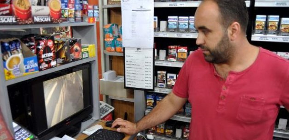 Sigara Hırsızlarını Komşu Yakalattı