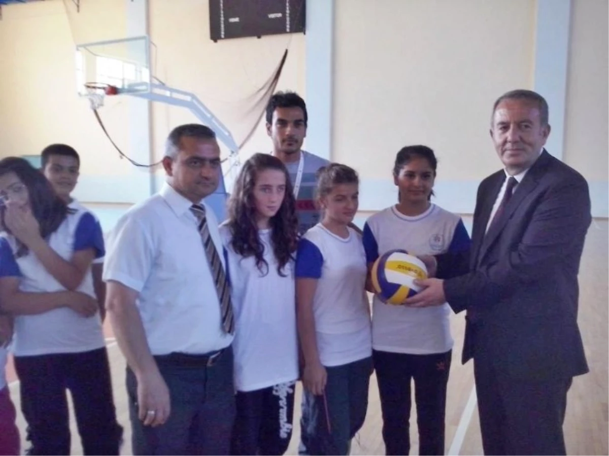 Sungurlu\'da Yaz Spor Okulları Eğitime Başladı