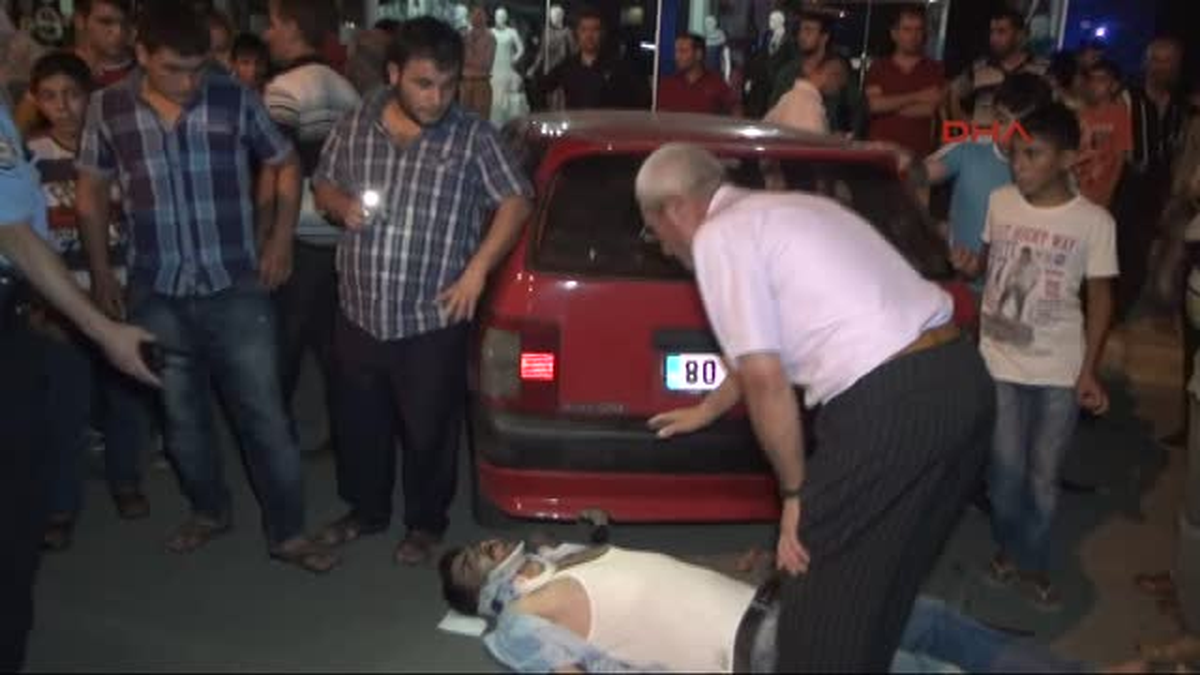 Adıyaman\'da Traktör ile TIR Çarpıştı: 2 Yaralı