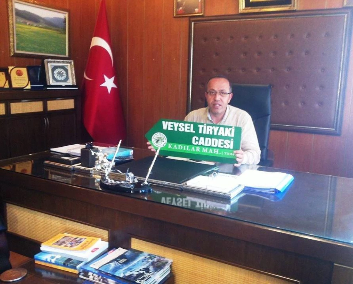 Altındağ Belediye Başkanı Tiryaki\'nin Adı Caddeye Verildi
