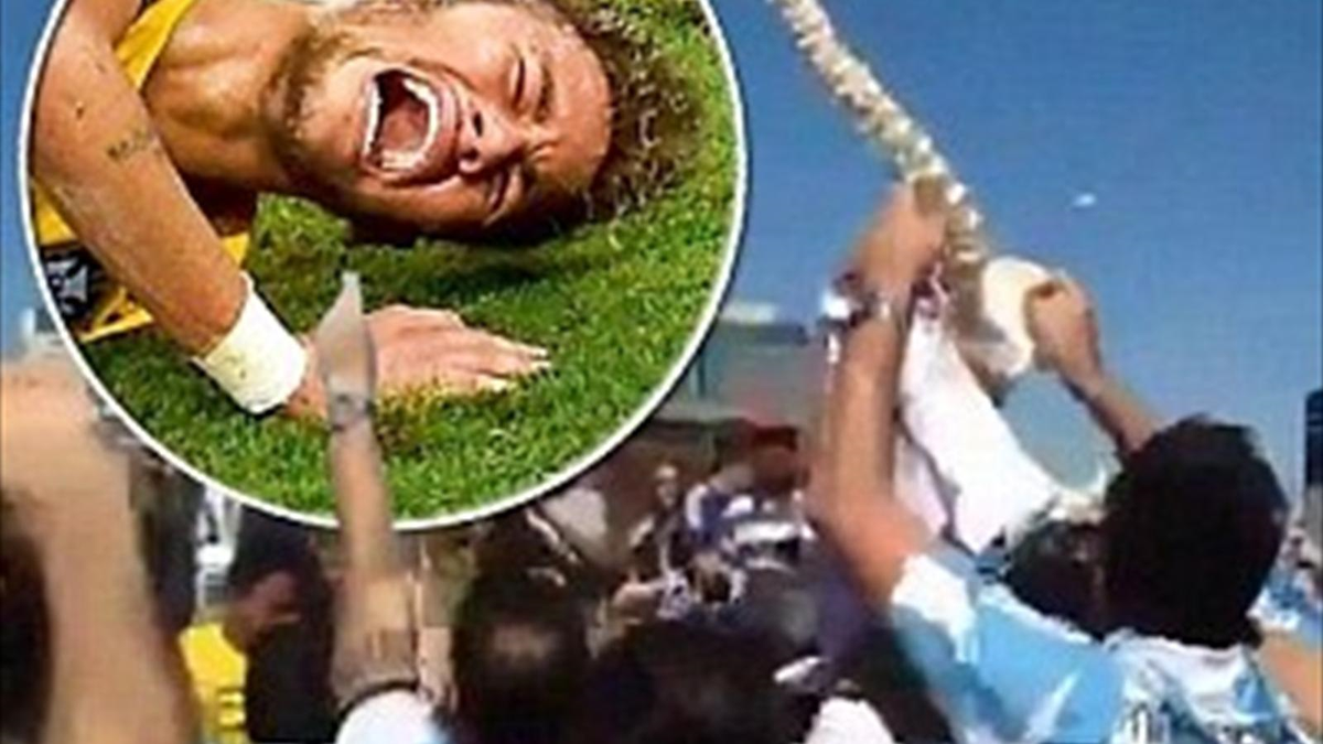 Arjantinli Taraftarlar Neymar\'la Dalga Geçti