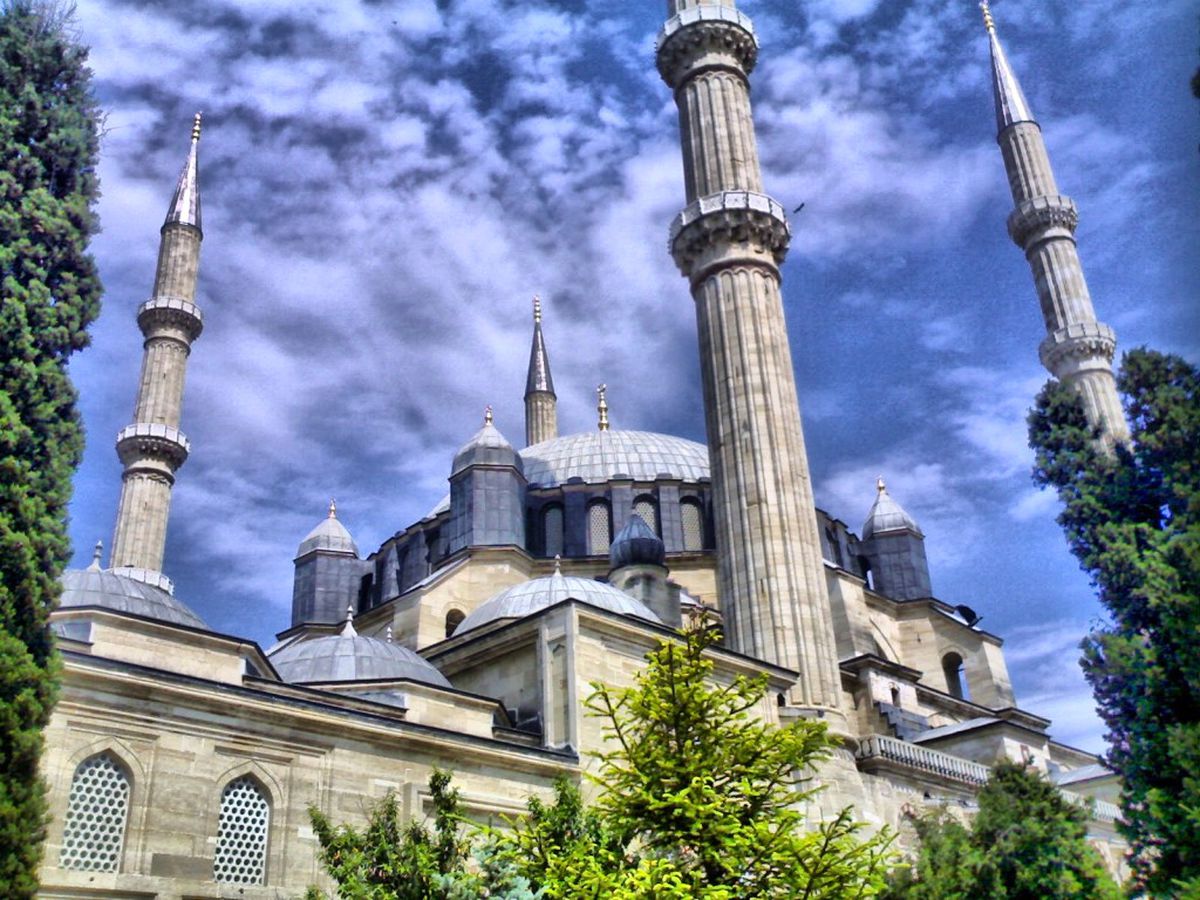 Batman\'da 858 Kişiye 1 Cami Düşüyor