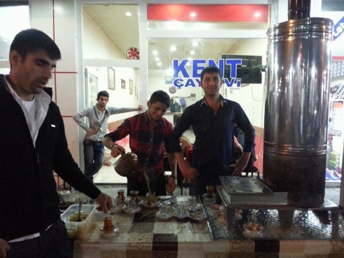 İftar Sonrası Semaver Çayı Keyfi