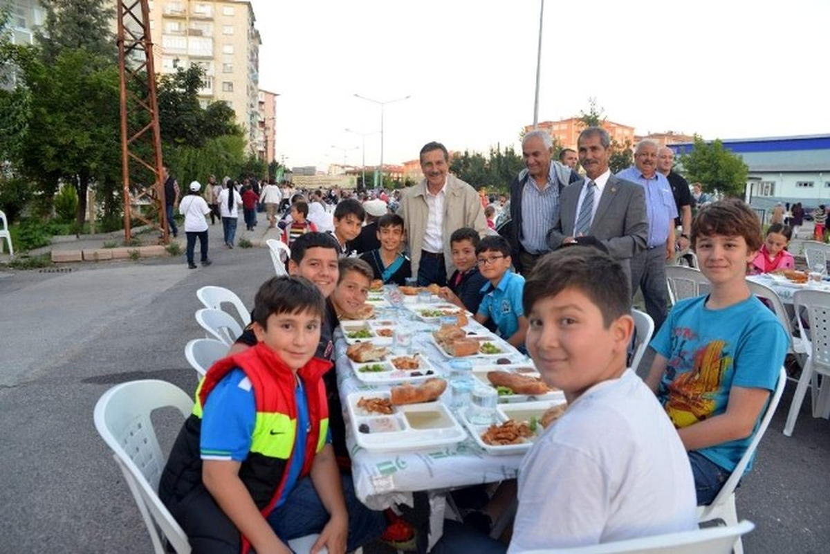 Paylaşmanın Sevinci Batıkent\'te Devam Etti