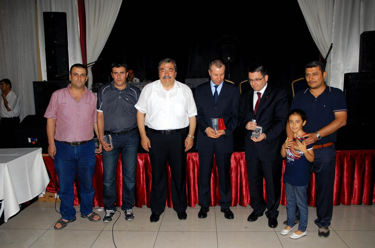 Sanko\'dan Muhtarlara ve Huzurevi Sakinlerine İftar