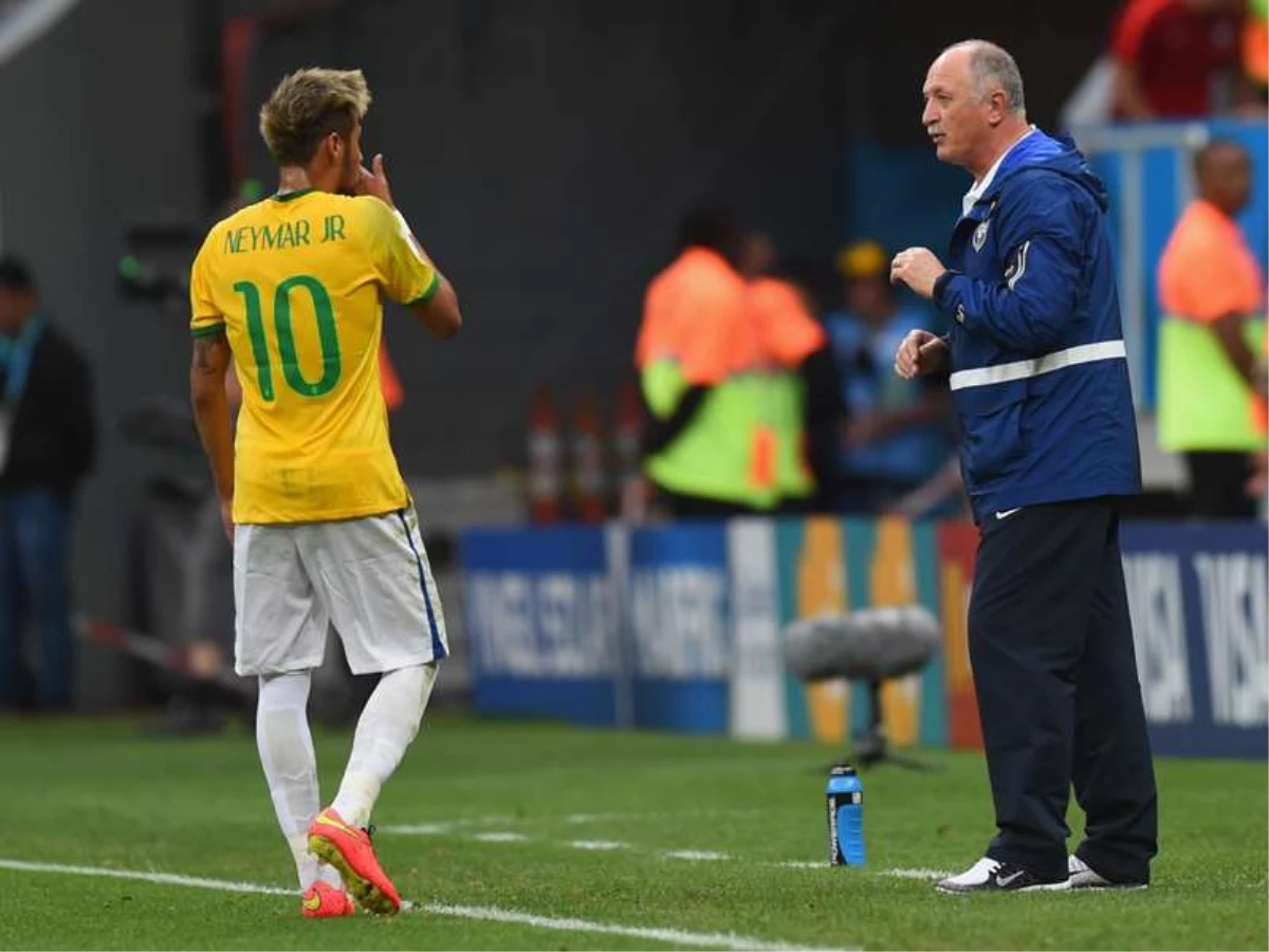 Scolari: Neymar Bacaklarını Hissetmiyordu!