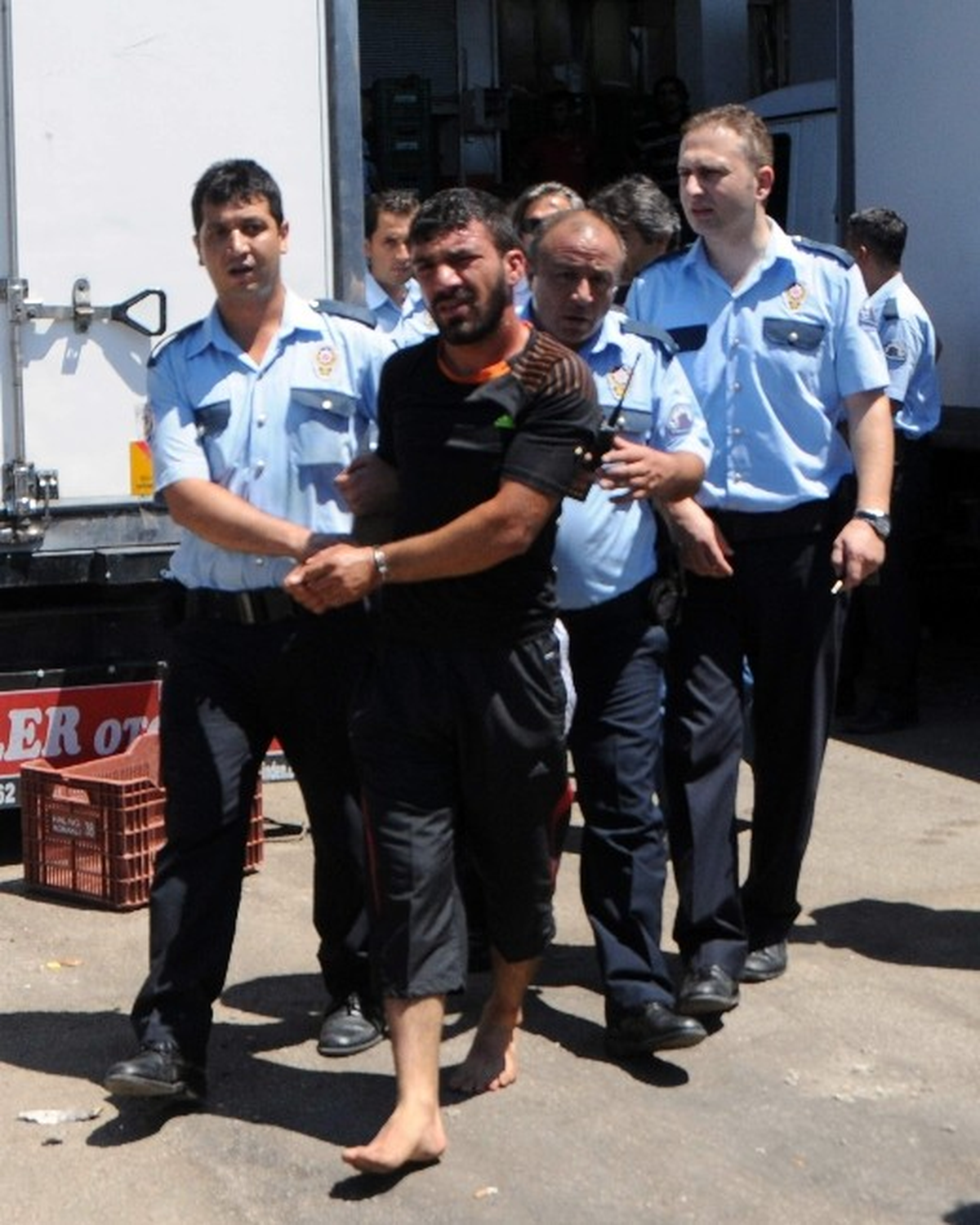 Sebze Halinde Kavga: İki Yaralı