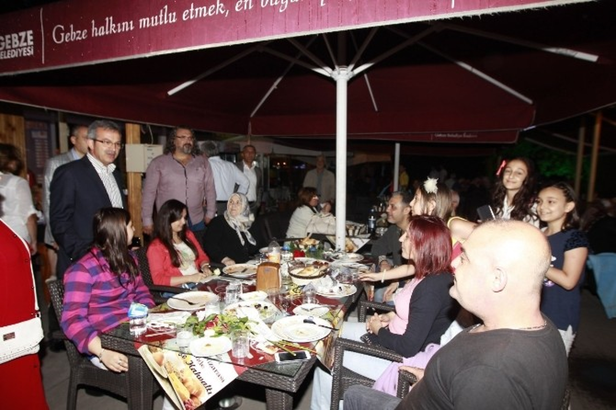 Şehit Aileleri İftarda Buluştu