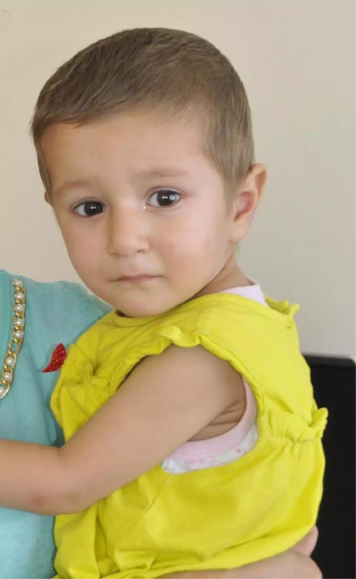 Asmin Bebek Yardım Bekliyor