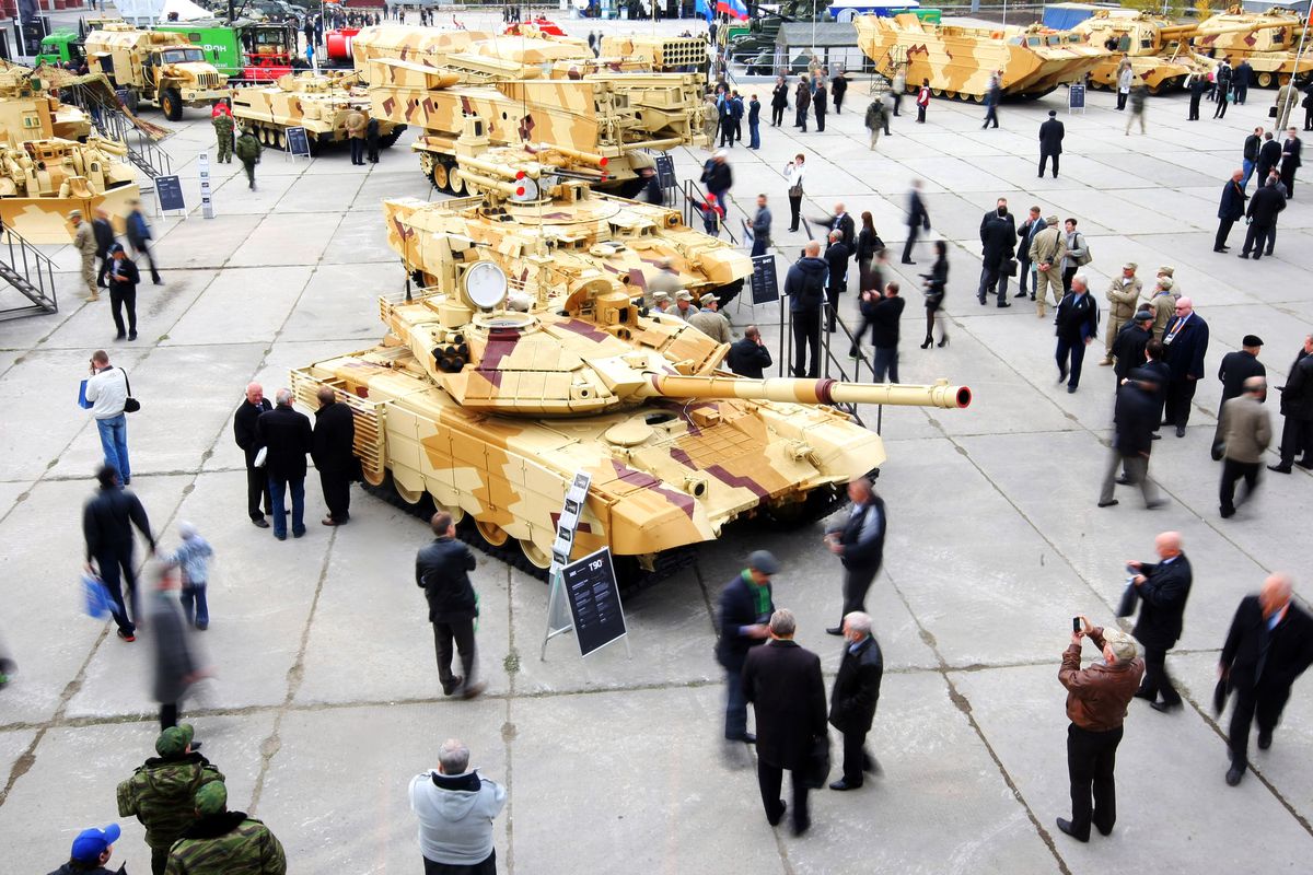 Rusya Bu Yıl 5,6 Milyar Dolarlık Silah Sattı, 50 Milyar Dolarlık Sipariş Aldı