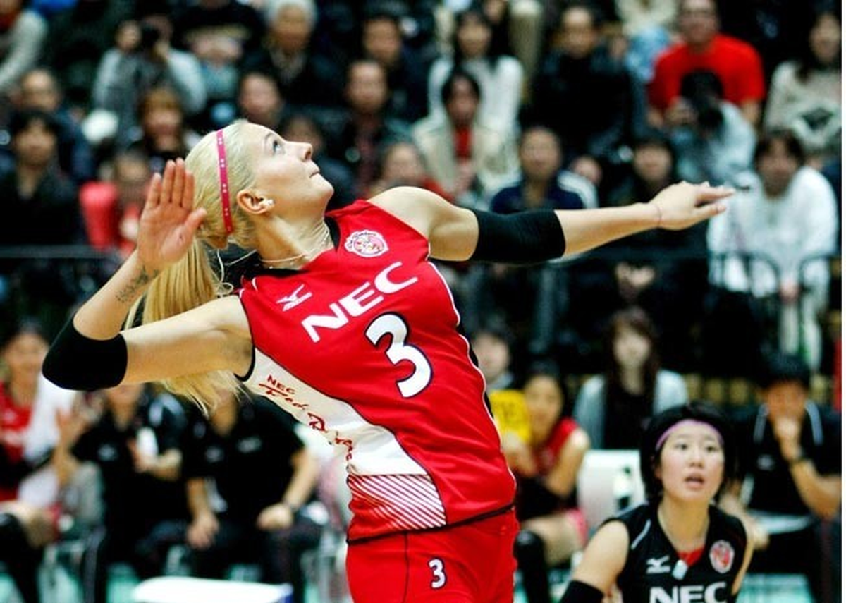 Yeliz Başa, Japonya\'ya Transfer Oldu