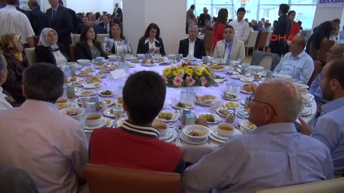 Bakan Yılmaz: En Büyük Hizmet Cumhurbaşkanını Halkın Seçmesi