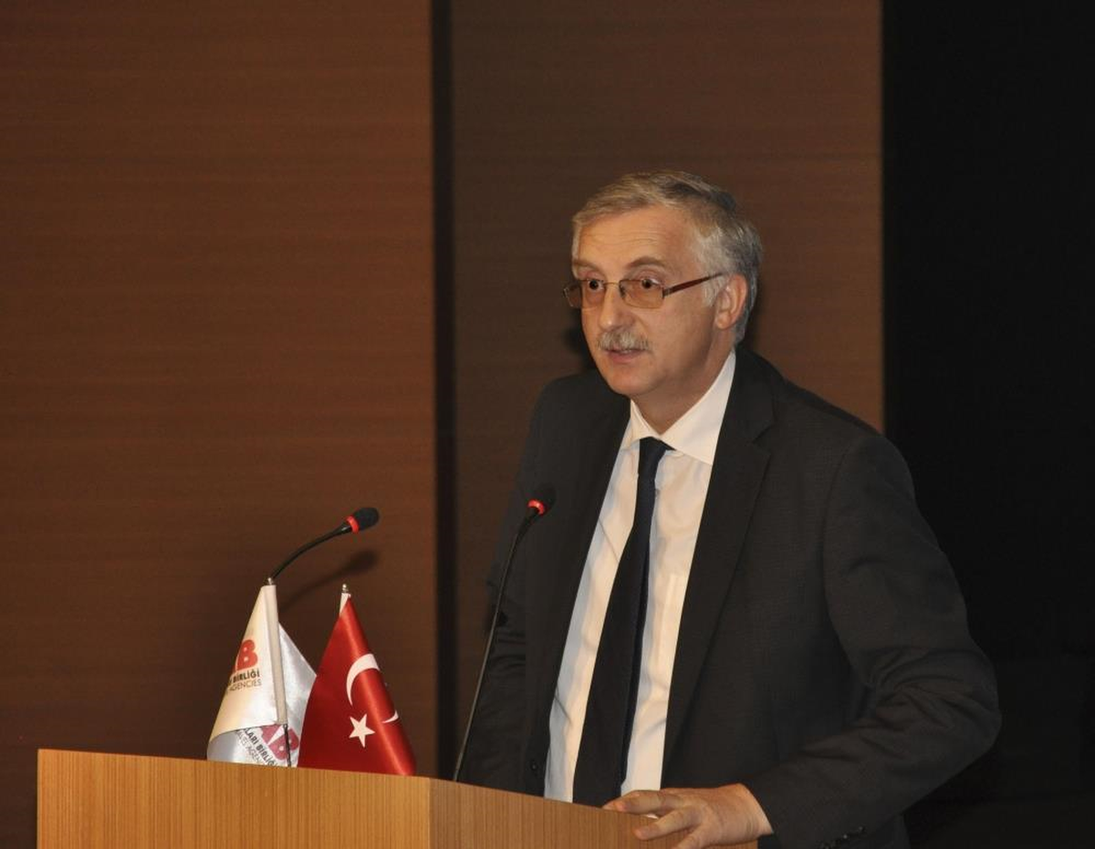 Başbakanlık Müşavirliğine Özgür Özaslan Atandı