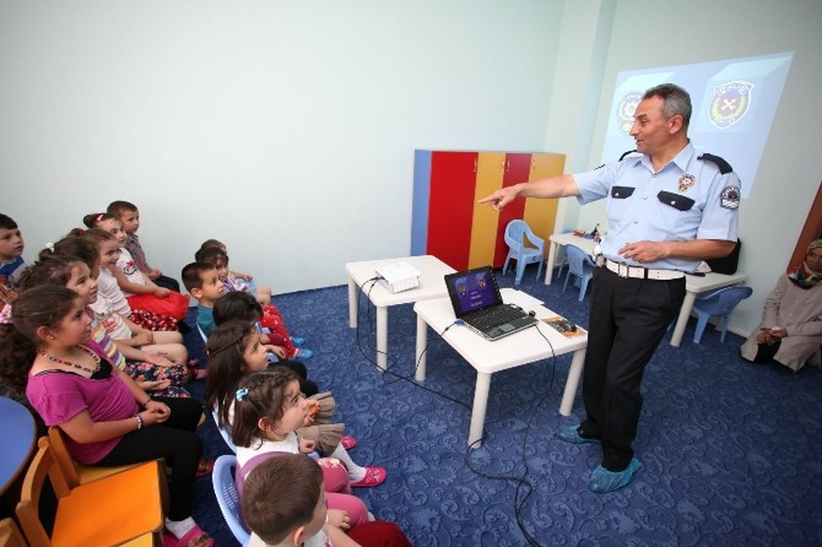 Çocuklara Uygulamalı Trafik Eğitimi