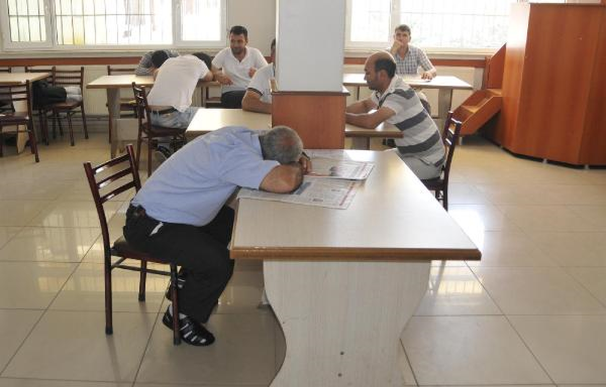 Derince\'de Liman Özelleşti, Kamyoncular İşsizlikten Yakınıyor