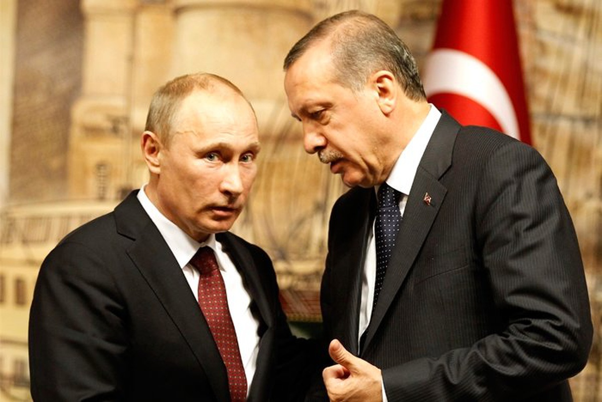 Financial Times: Erdoğan, Atatürk\'ten Ziyade Putin