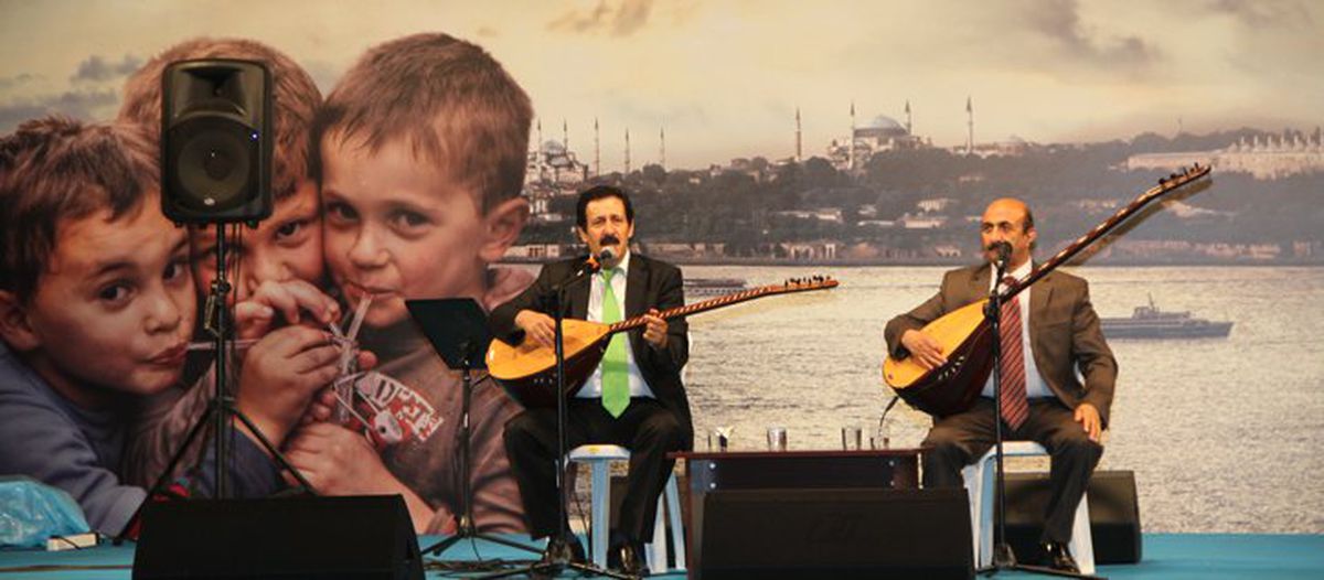 Kağıthane\'de "Aşıklar Atışması"