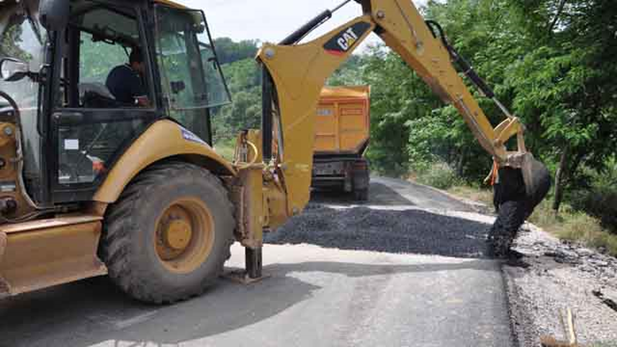 Kartepe Köylerinde Asfalt Çalışması