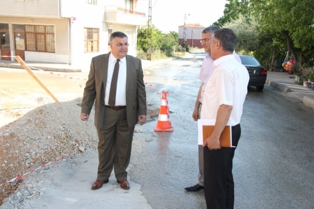 Kırklareli Belediye Başkanı Kesimoğlu, Yağmur Suyu Kanal Çalışmalarını İnceledi