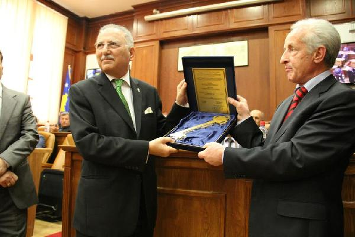 Kosova\'nın İki Fahri Hemşerisinin Yarışması Kosovalıları Memnun Ediyor