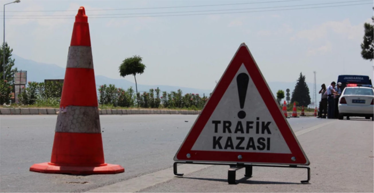 Maltepe\'de Trafik Kazası: 1 Ölü, 3 Yaralı