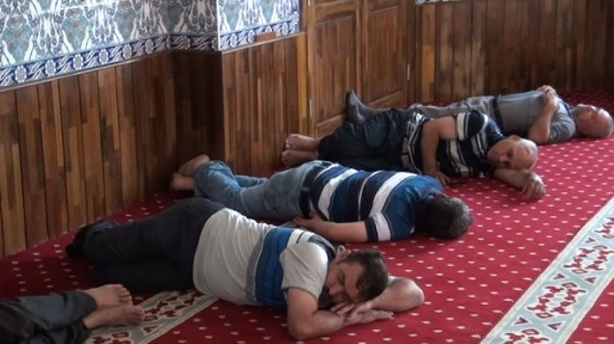 Namazdan Sonra Uyku