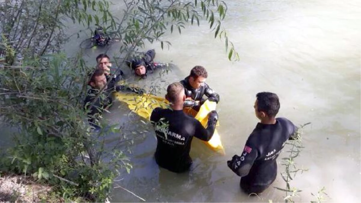 Sakarya Nehri\'ne Düşen Minik Esra\'nın Cesedı Bulundu