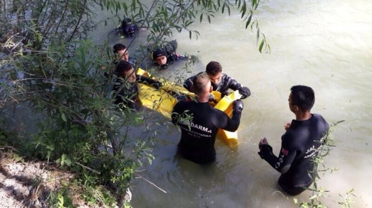 Sakarya Nehrine Düşen 5 Yaşındaki Çocuk Boğularak Öldü