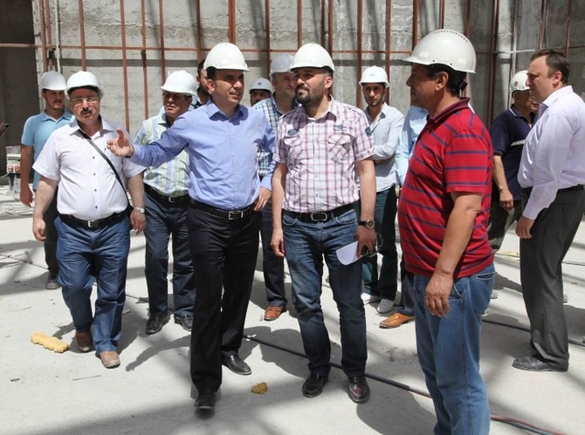 Selçuklu Kongre Merkezinin Yapımı Sürüyor