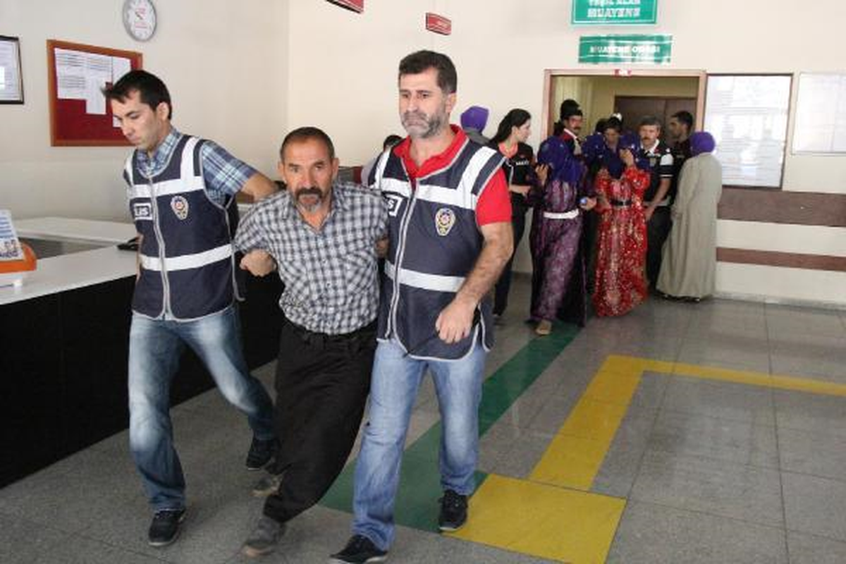 Töre Cinayetine Kurban Giden Hatice\'nin Ailesi Adliyeye Sevk Edildi (2)
