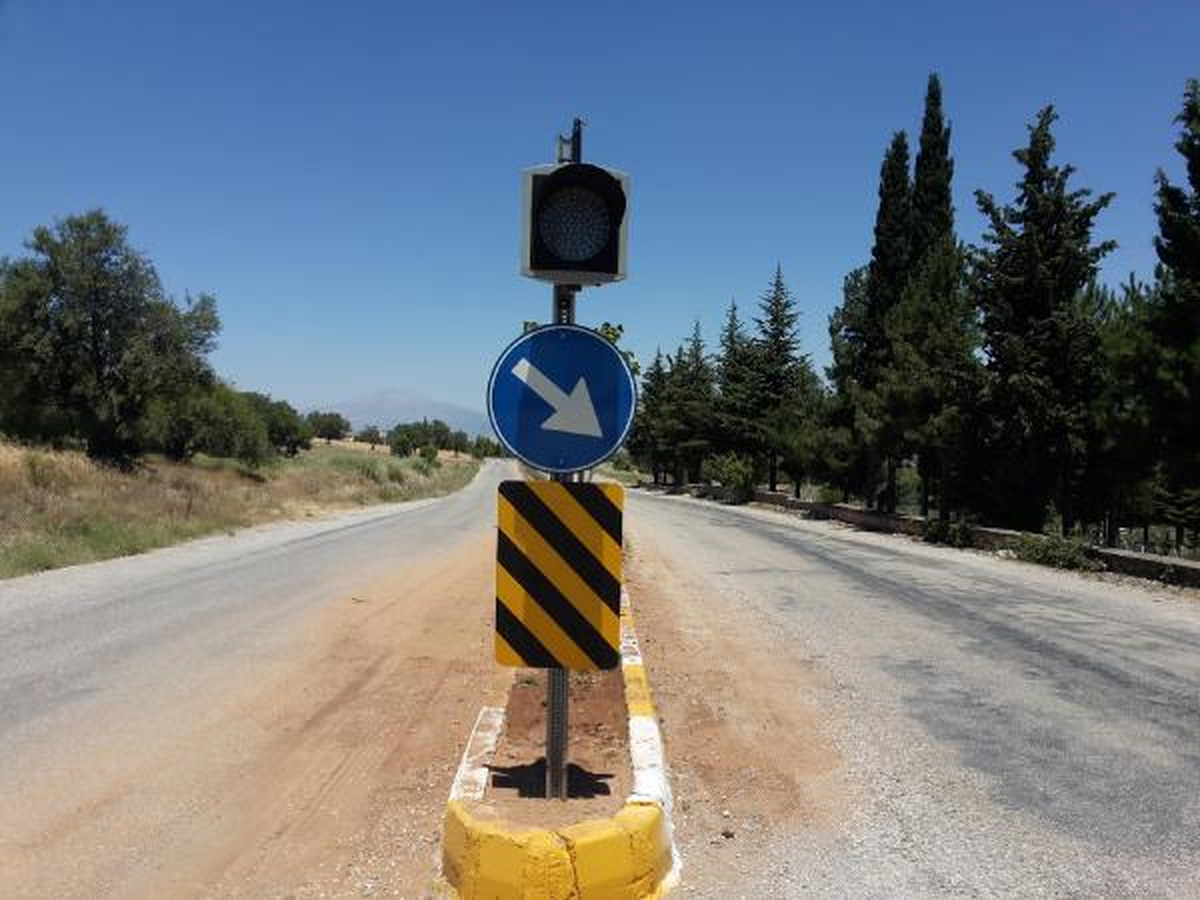 Trafik Işığının Güneş Enerjisi Paneli Çalındı