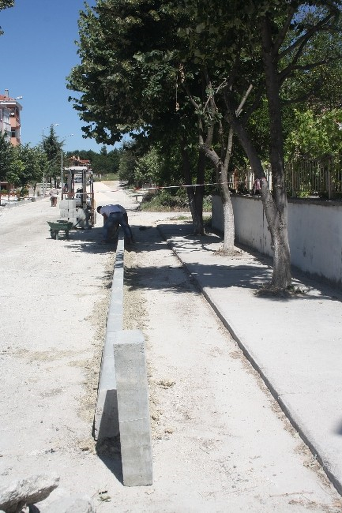 Vize Belediyesi Yol Yapım Çalışmalarına Başladı