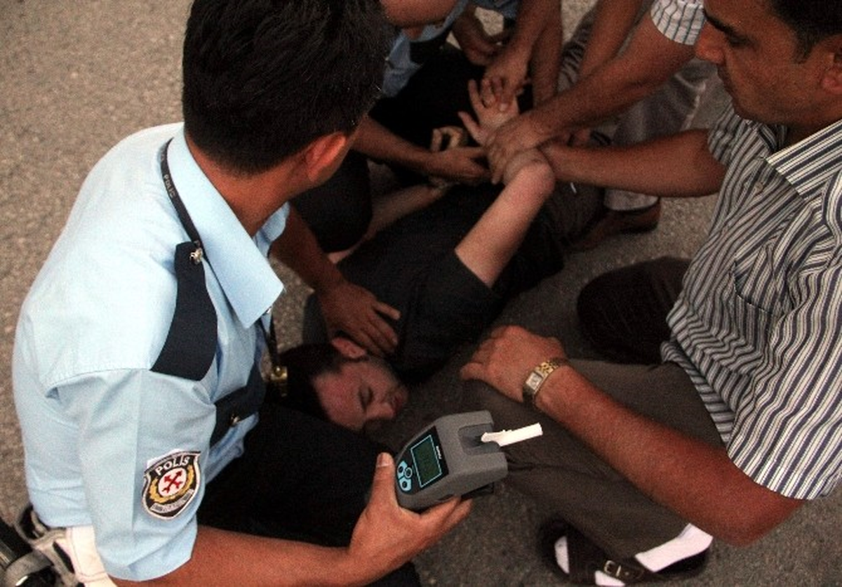 Alkollü Sürücü Polise Zor Anlar Yaşattı