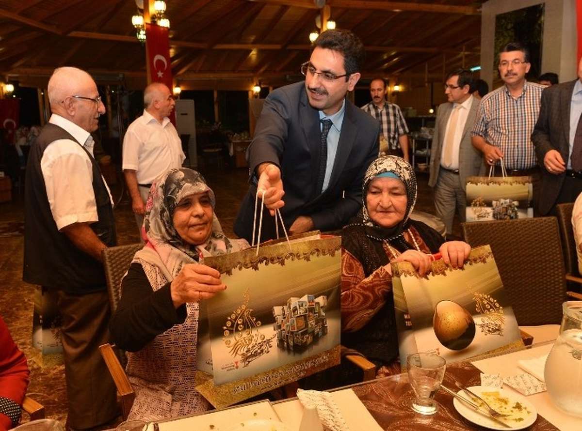 Başkan Erkoç, Huzurevi Sakinleriyle İftarda Buluştu