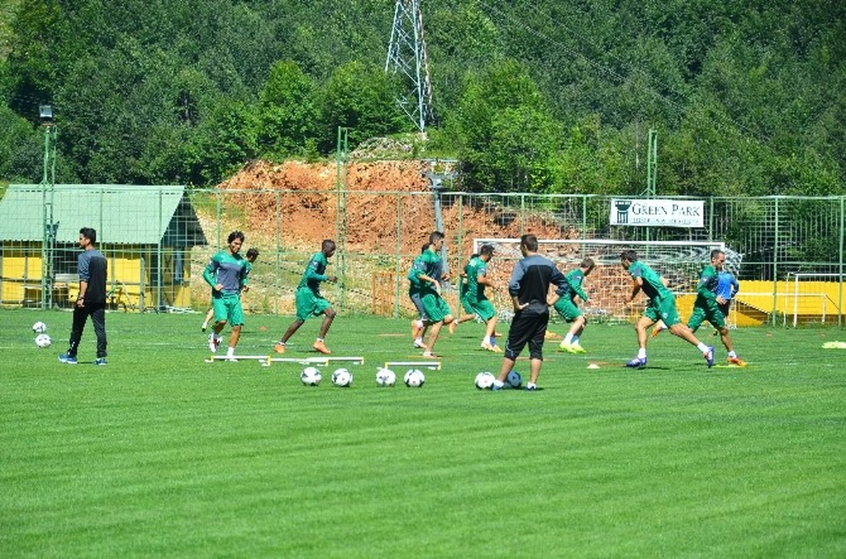 Bursaspor\'da Çalışmalar Devam Ediyor