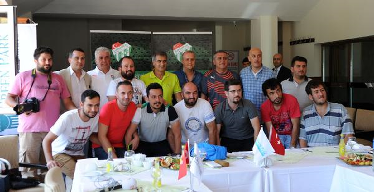 Bursaspor-Şenol Güneş Gazetecilerle Sohbet Etti