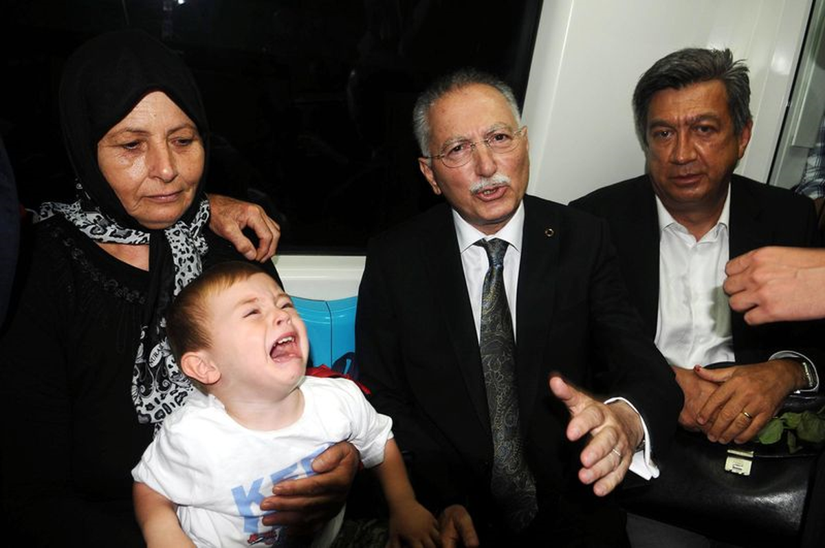 Ekmeleddin İhsanoğlu, Marmaray\'a Bindi
