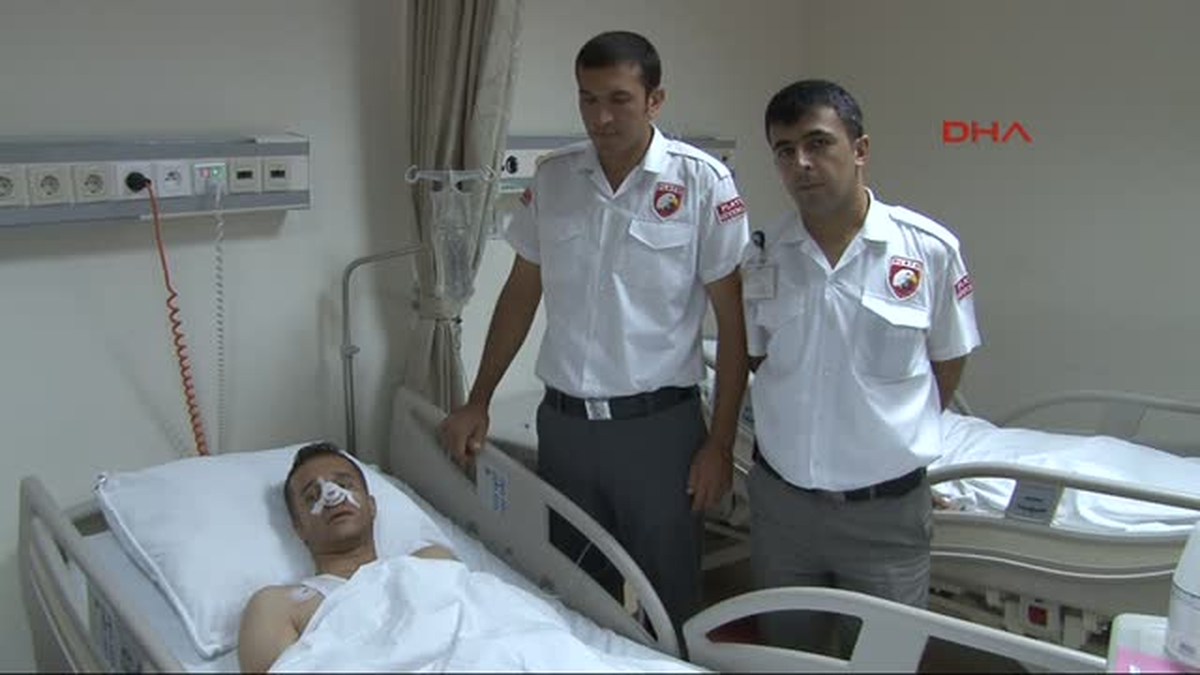 Hasta Yakını Güvenlik Görevlisinin Burnunu Kırdı