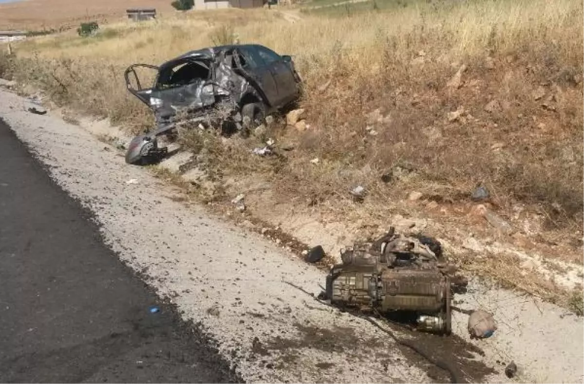 Hilvan\'da Otomobil Takla Attı: 4 Yaralı