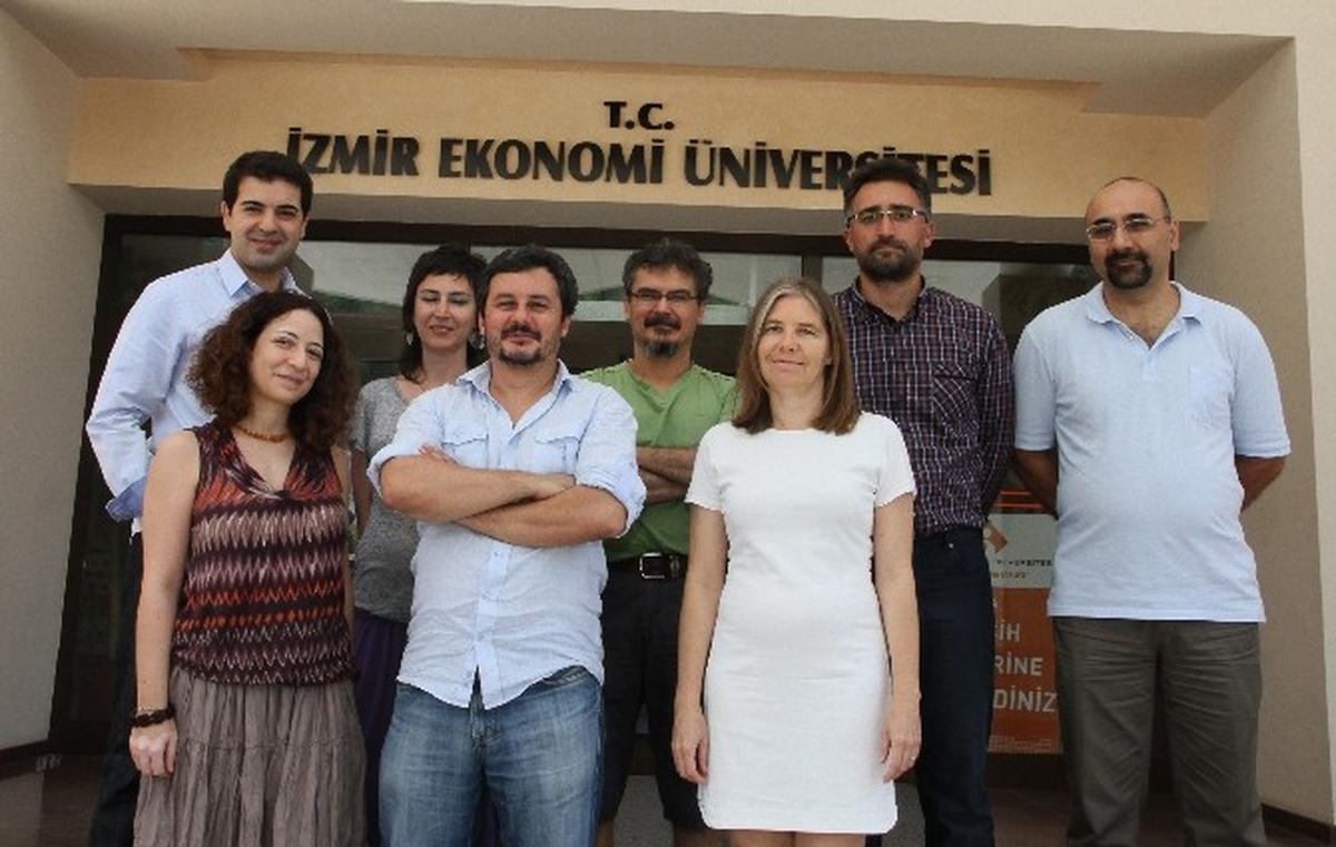 İktisadi Bilimsel Yayında İzmir Ekonomi Farkı