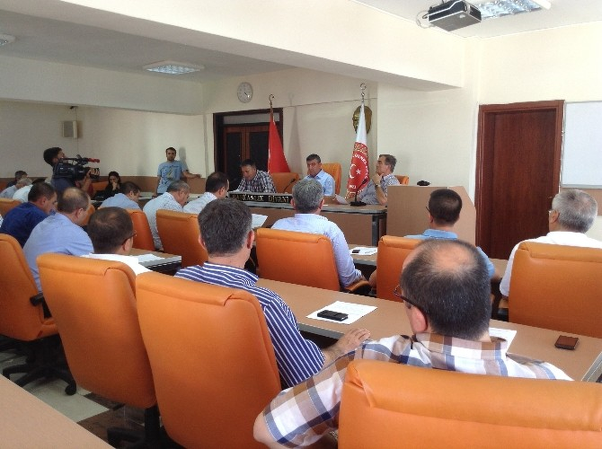 İl Genel Meclisinde Cumhurbaşkanlığı Tartışması
