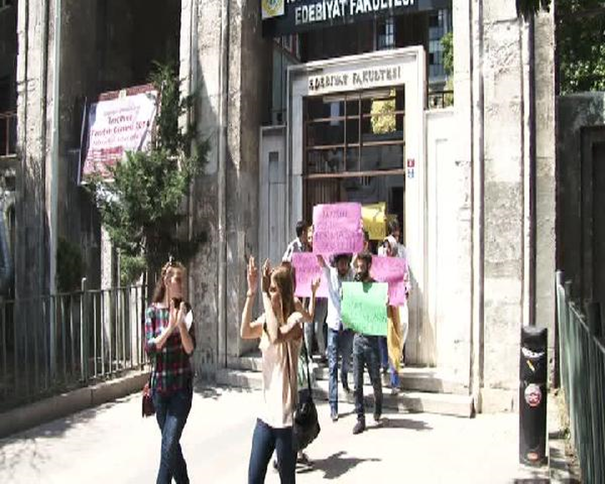 İstanbul Üniversitesi\'nde "Formasyon" Eylemi