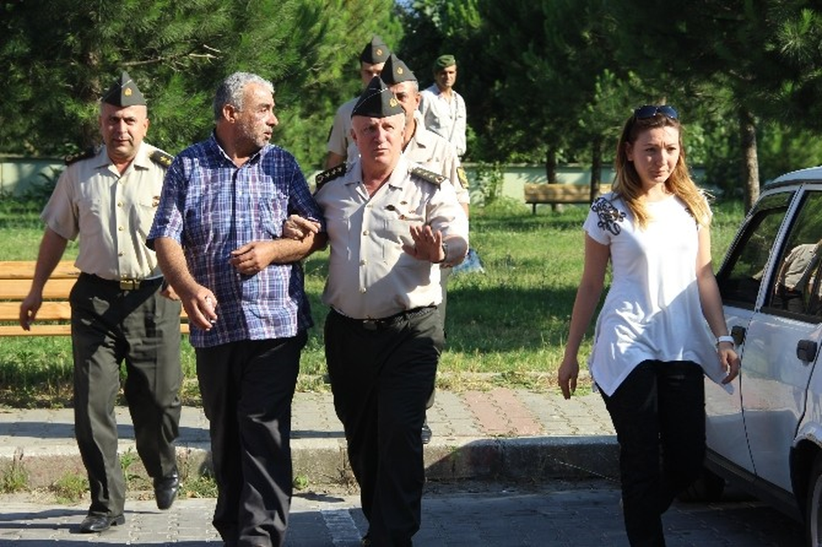Karısını Rehin Alan Şahıs Jandarma Komutanlığına Götürüldü