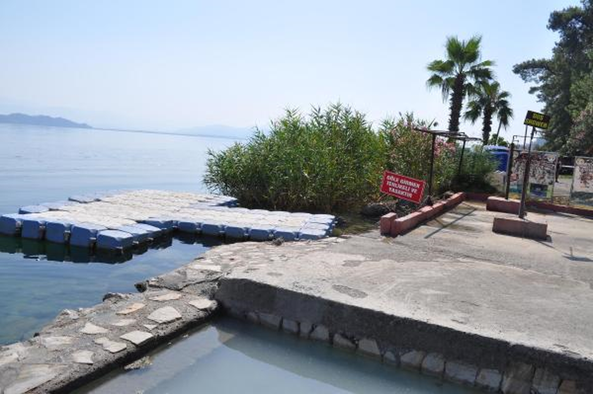 Kayıp Tatilcinin Cesedi Göl Kıyısına Vurdu