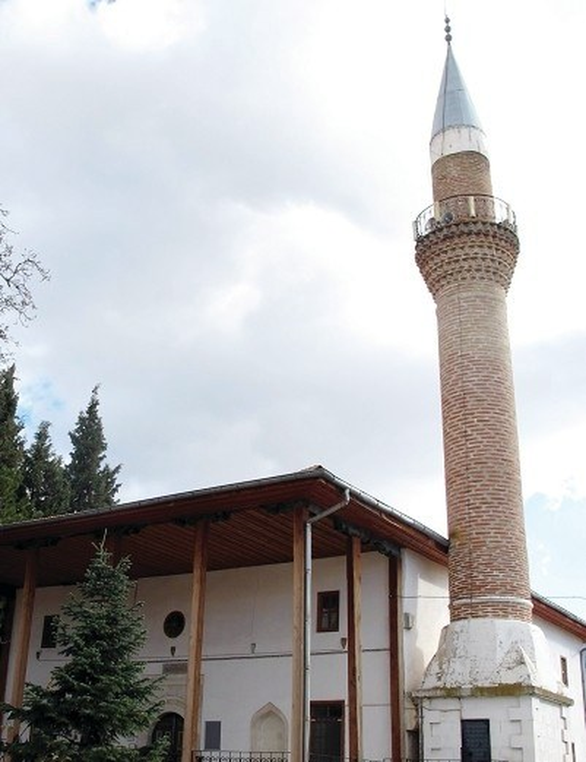 Rize\'de Köy Sakini Ezanı Erken Okudu