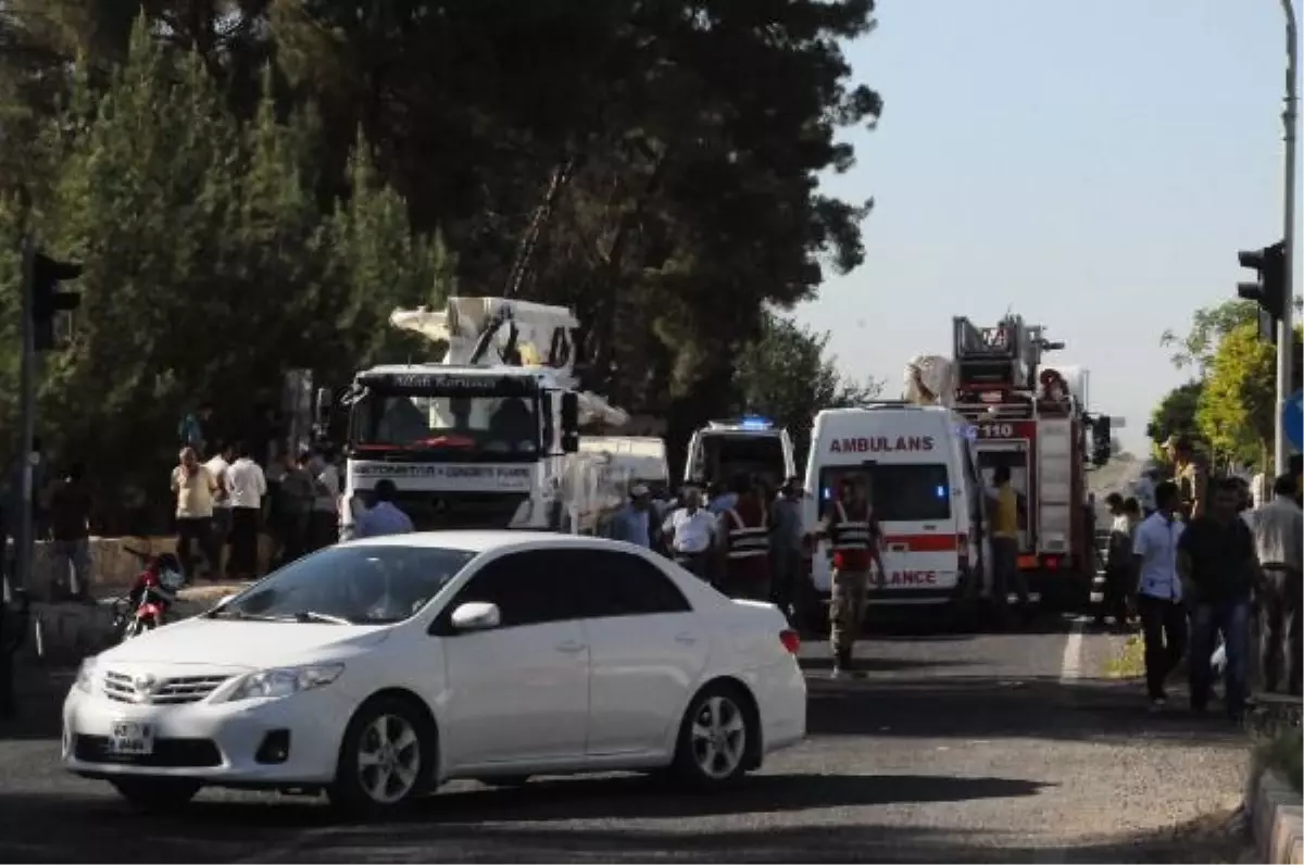 Minibüs Beton Mikserine Çarptı: 1 Ölü, 1 Yaralı