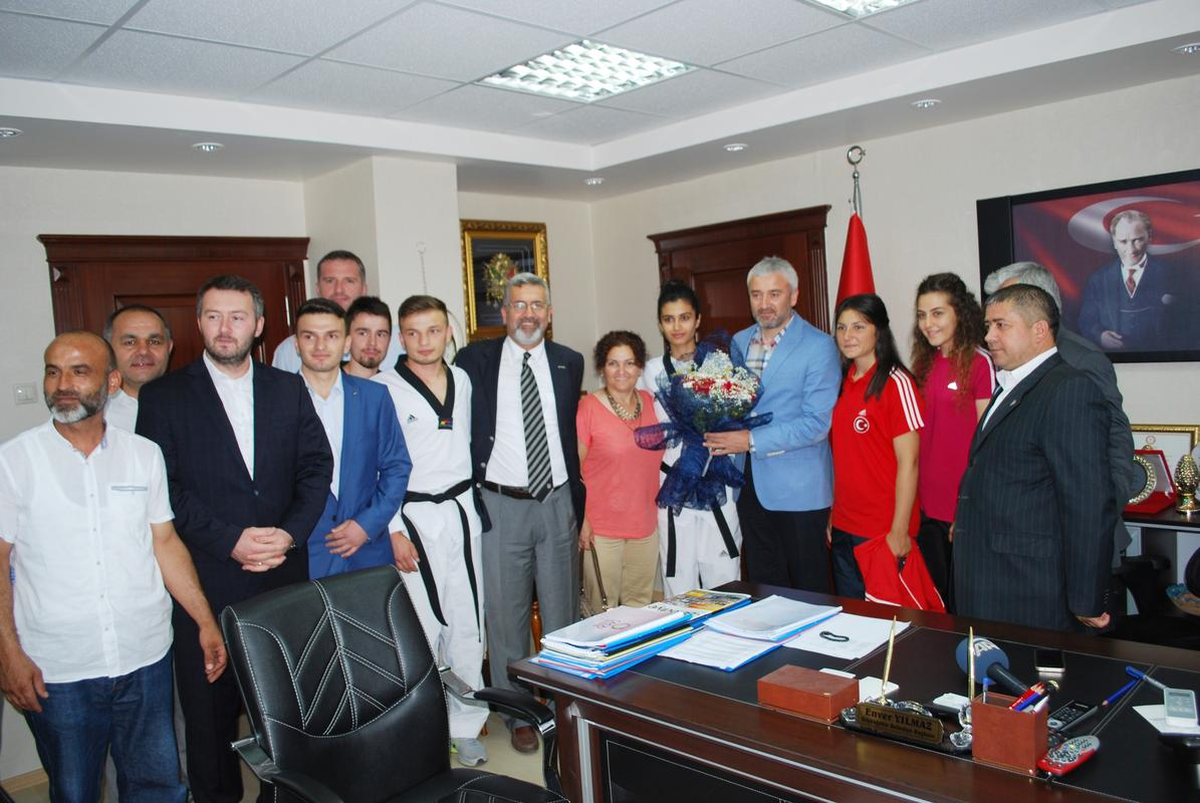 Ordu Mor-Beyaz Spor Kulübünden Başkan Yılmaz\'a Ziyaret