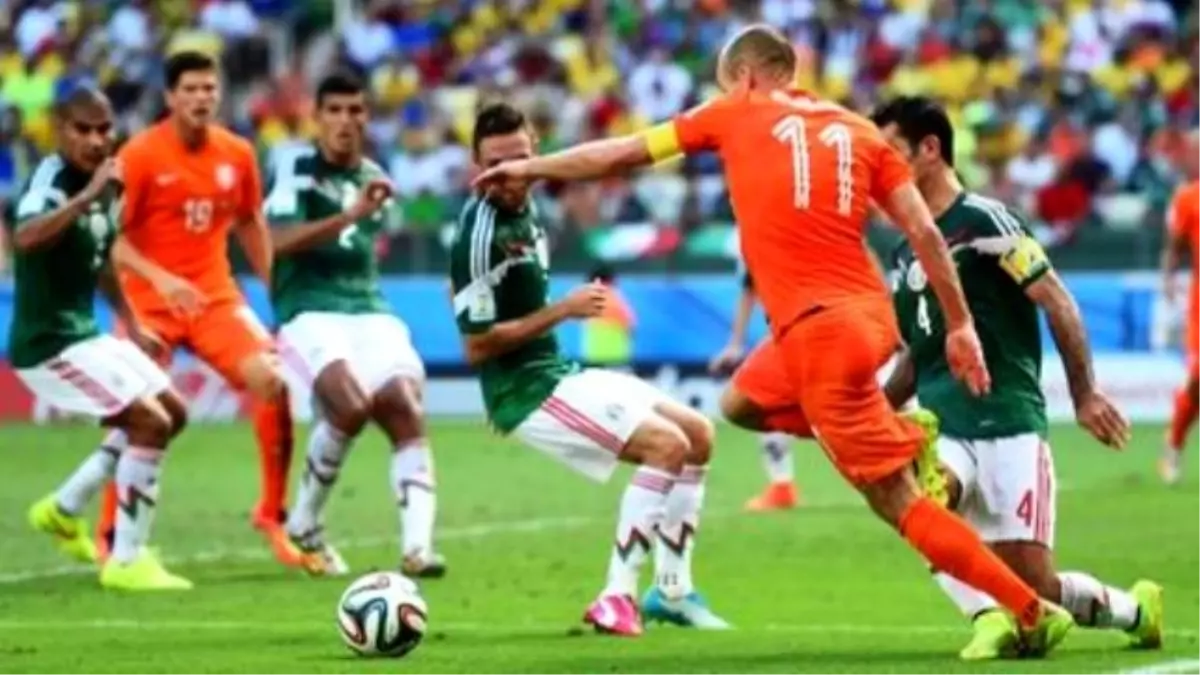 Quarts - Robben, Le Cauchemar Du Costa Rica ?